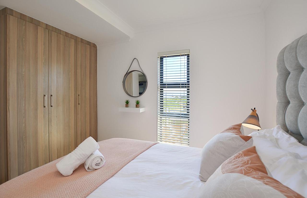 Apartment Designer Beachfront In Big Bay With Swimming Pool- 2 Bedroom, 1 Azure Cape Town